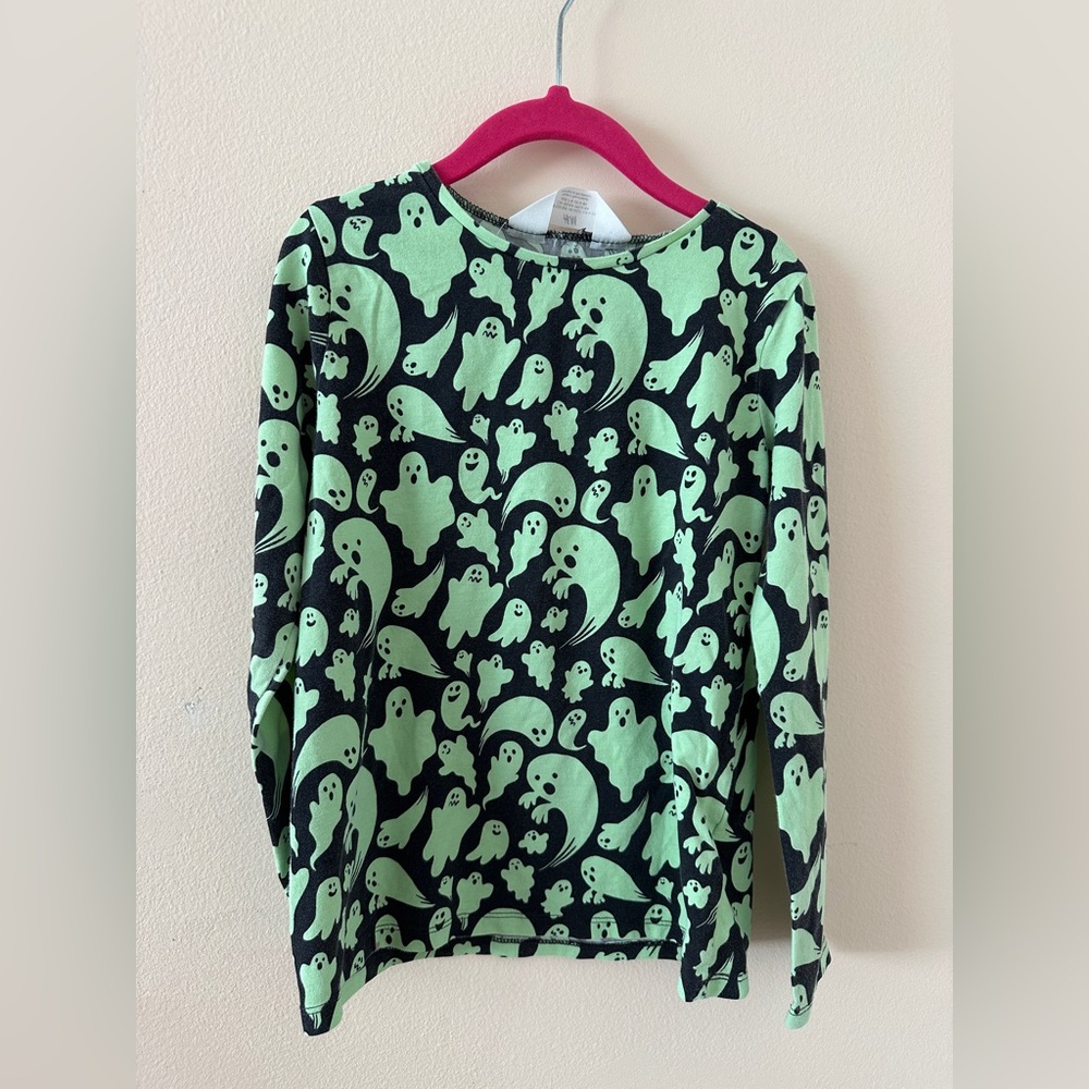 H&M Kids Glow in the Dark Ghosts Halloween Long Sleeve Shirt Size 6X/7 GUC